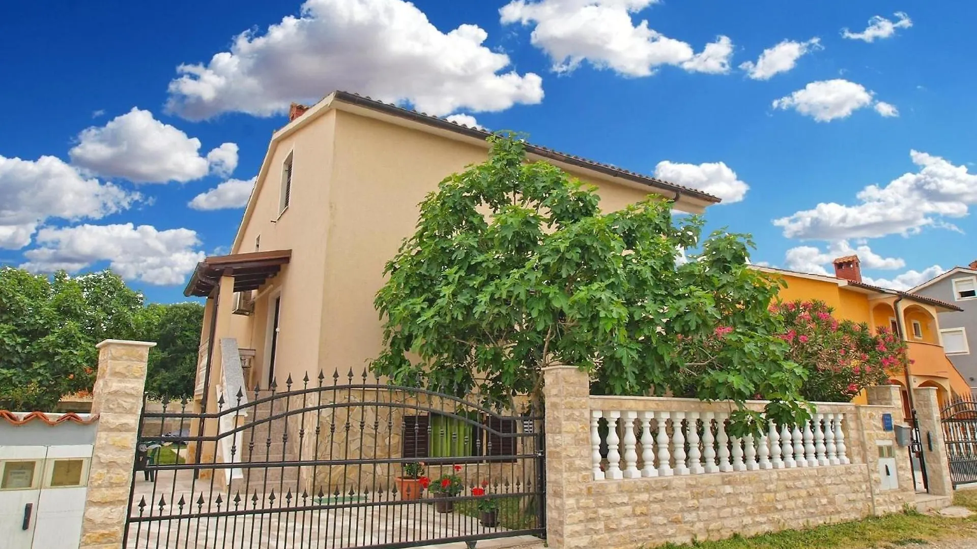 Ferienwohnung Fuer 4 Personen Ca 40 Qm In Fazana-Surida, Istrien Istrische Riviera Valbandon